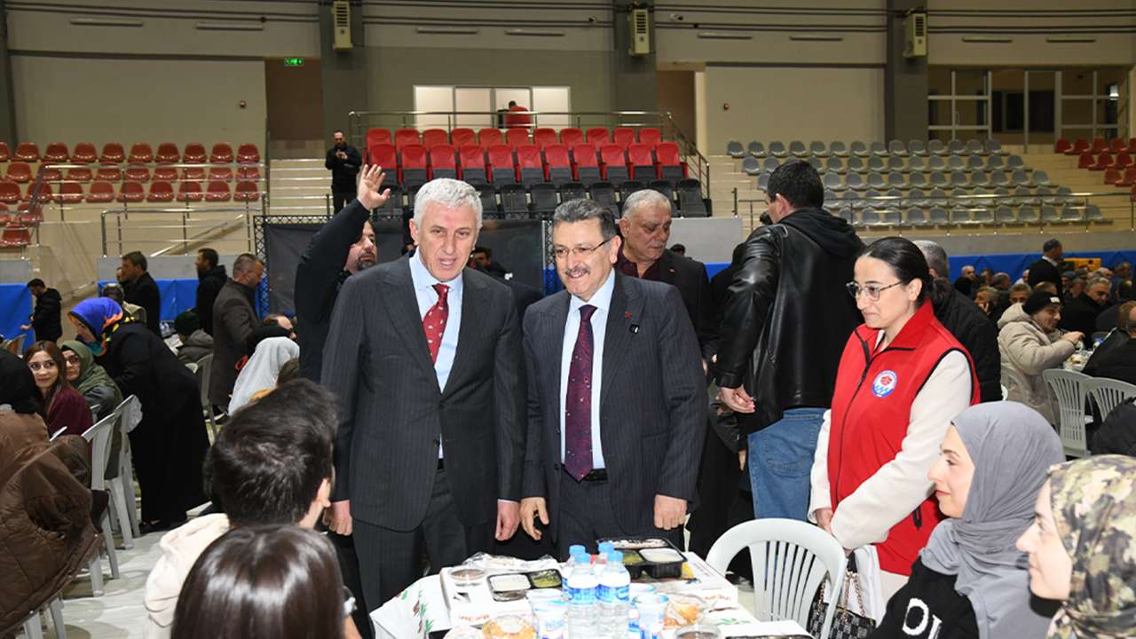 Başkan Genç: “Of için verdiğimiz sözleri bir bir yerine getiriyoruz”