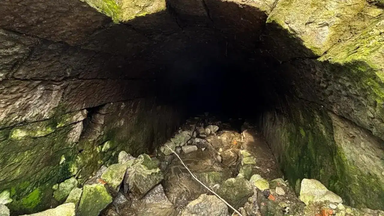 Trabzon’da kentsel dönüşüm çalışmasında Roma izi: 2 bin yıllık su kanalı ortaya çıktı