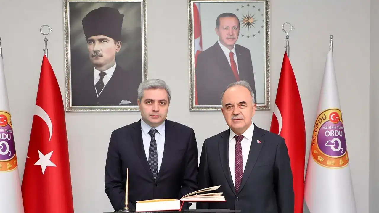 Gürcistan'ın Ankara Büyükelçisi Kalandia Ordu’da temaslarda bulundu