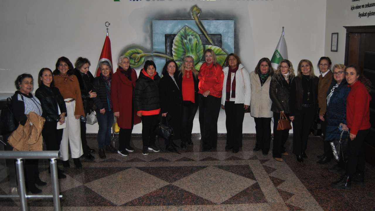 Türk Kadınlar Birliği’nden ortak açıklama: “Eğitimde laiklik kırmızı çizgimizdir”