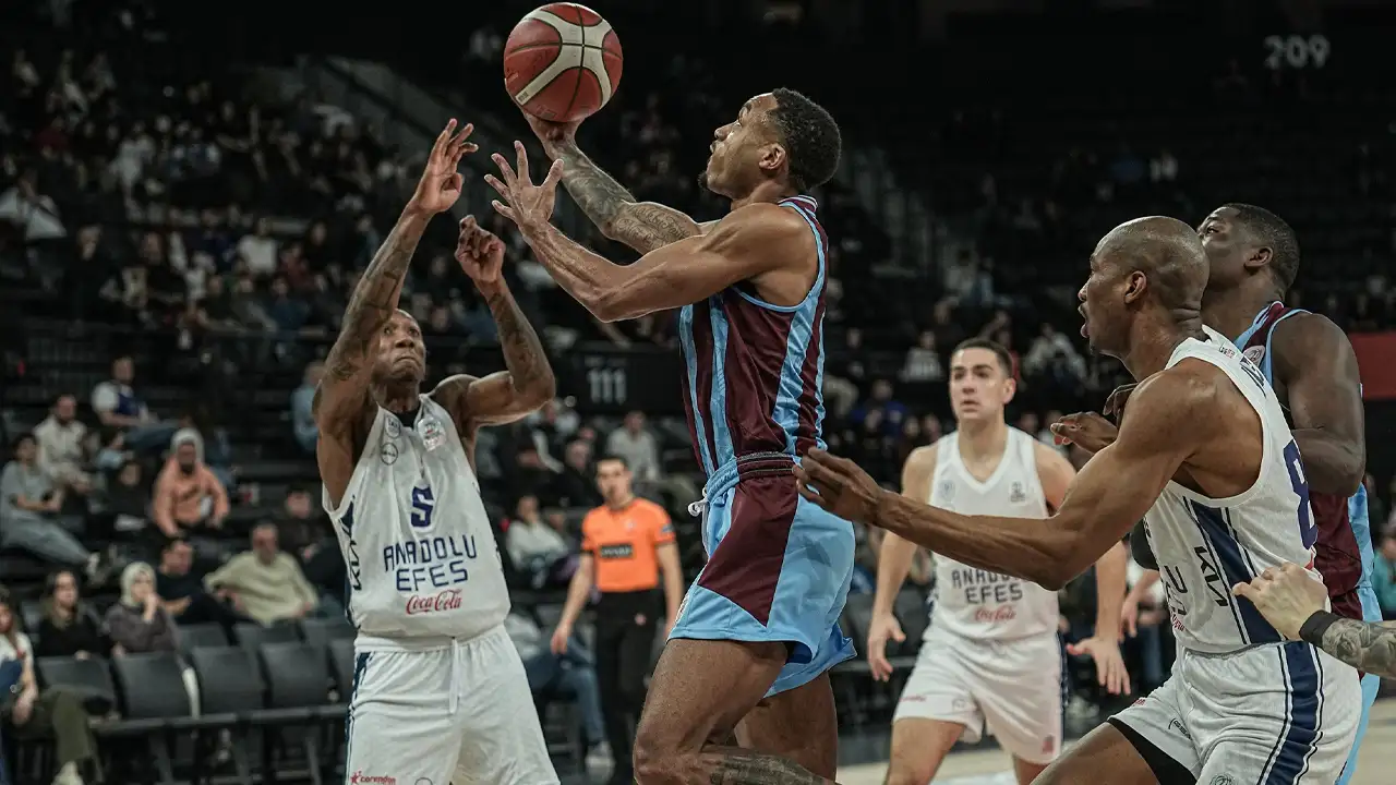 Trabzonspor Basketbol, Karşıyaka’yı ağırlıyor: Avantaj peşinde