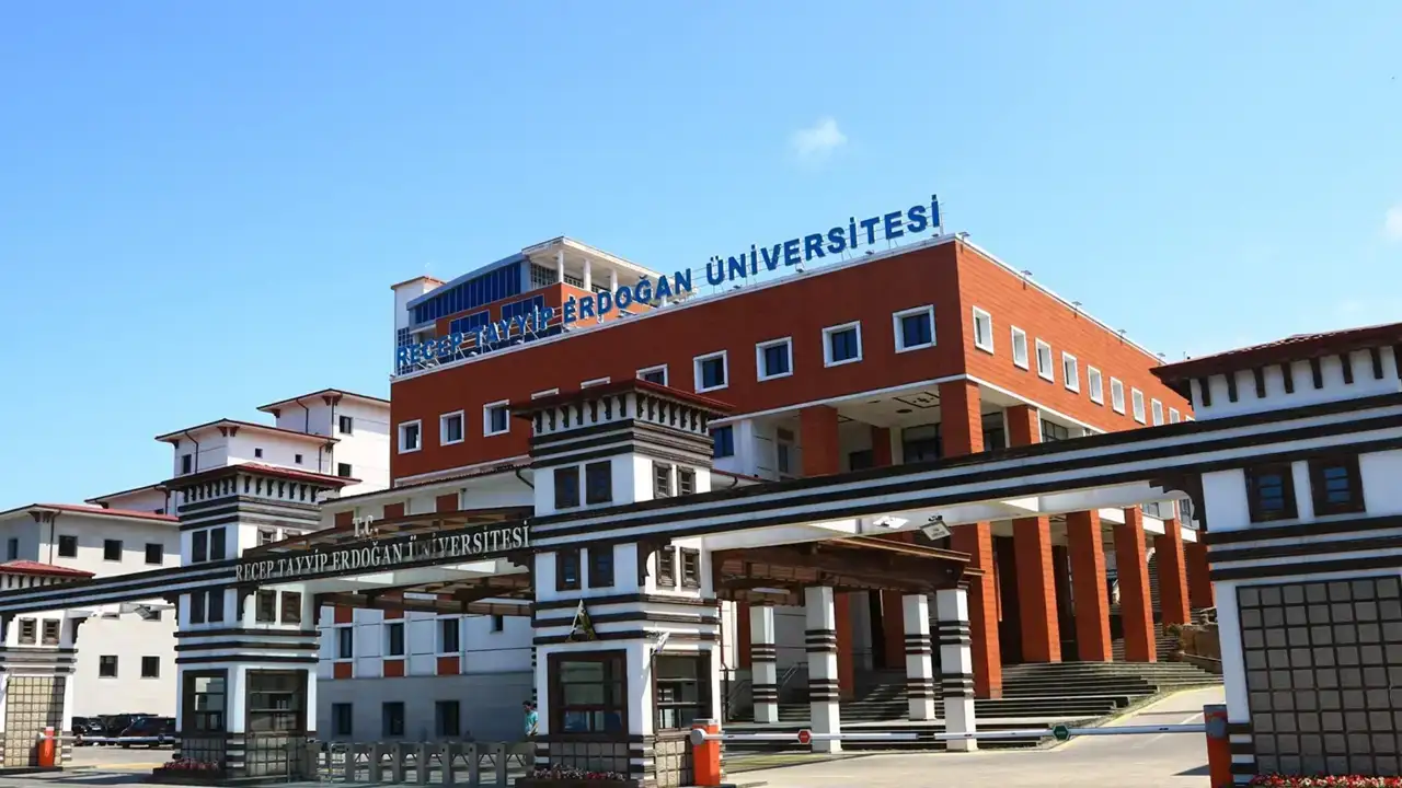 RTEÜ’de kapatılan fakülte gündem oldu: ‘Haksız maaş’ iddialarına yanıt geldi