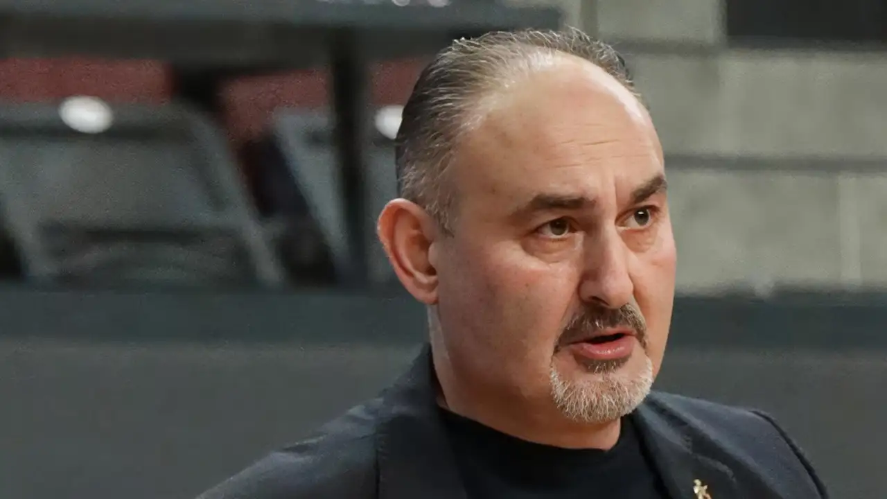 Selçuk Ernak'tan maç sonu flaş açıklama: "Sakatlığı ciddi görünüyor "