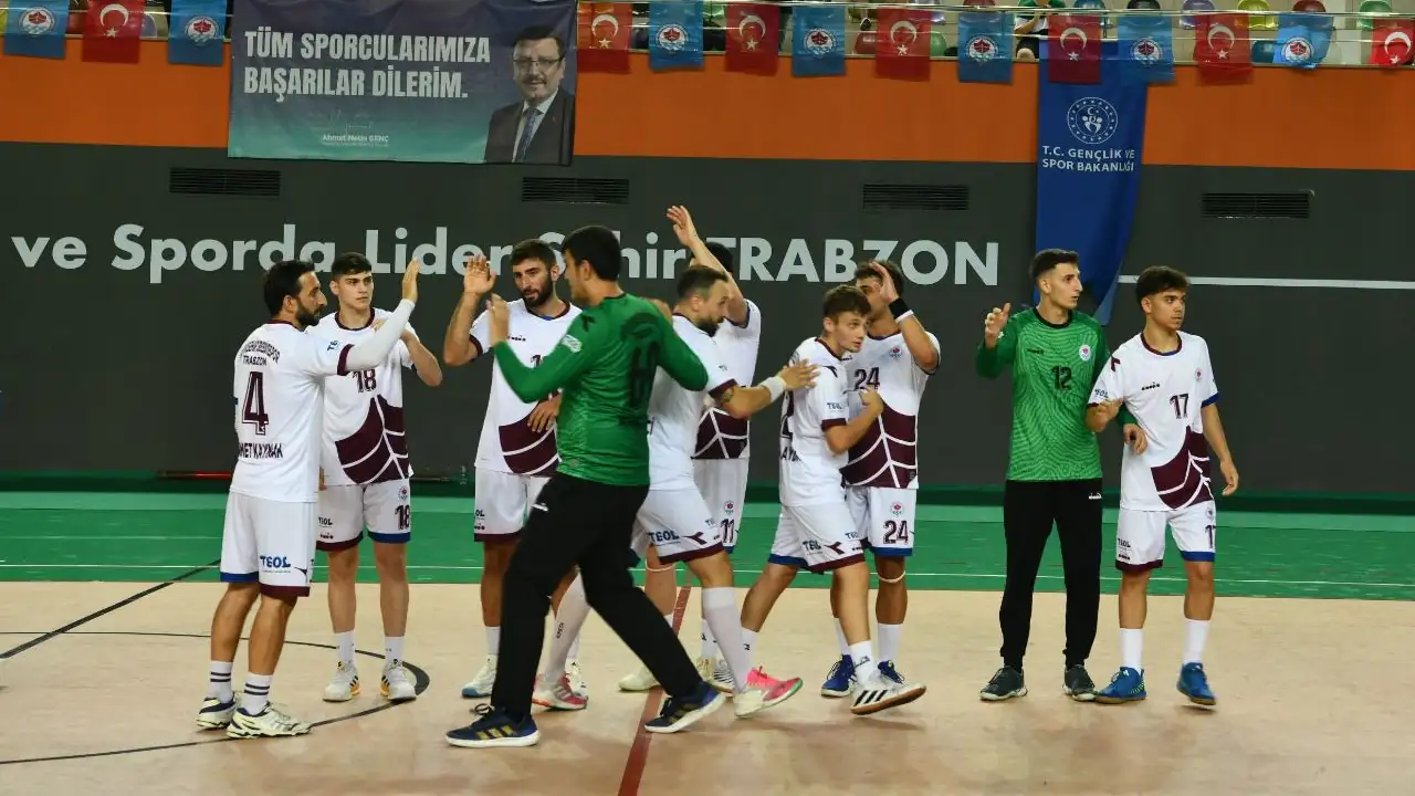 Trabzon Büyükşehir hentbolda farklı kazandı: 45-27