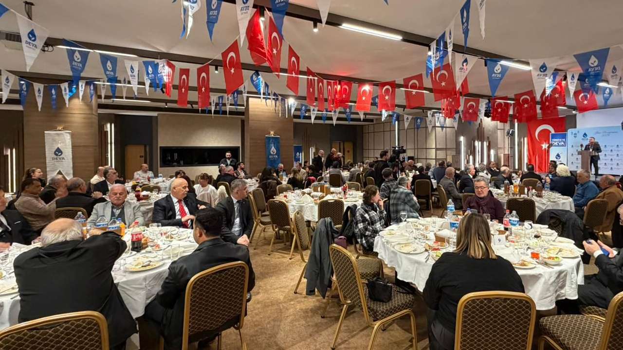 DEVA Partisi Trabzon iftarda buluştu: Trabzonspor'u örnek gösterdi