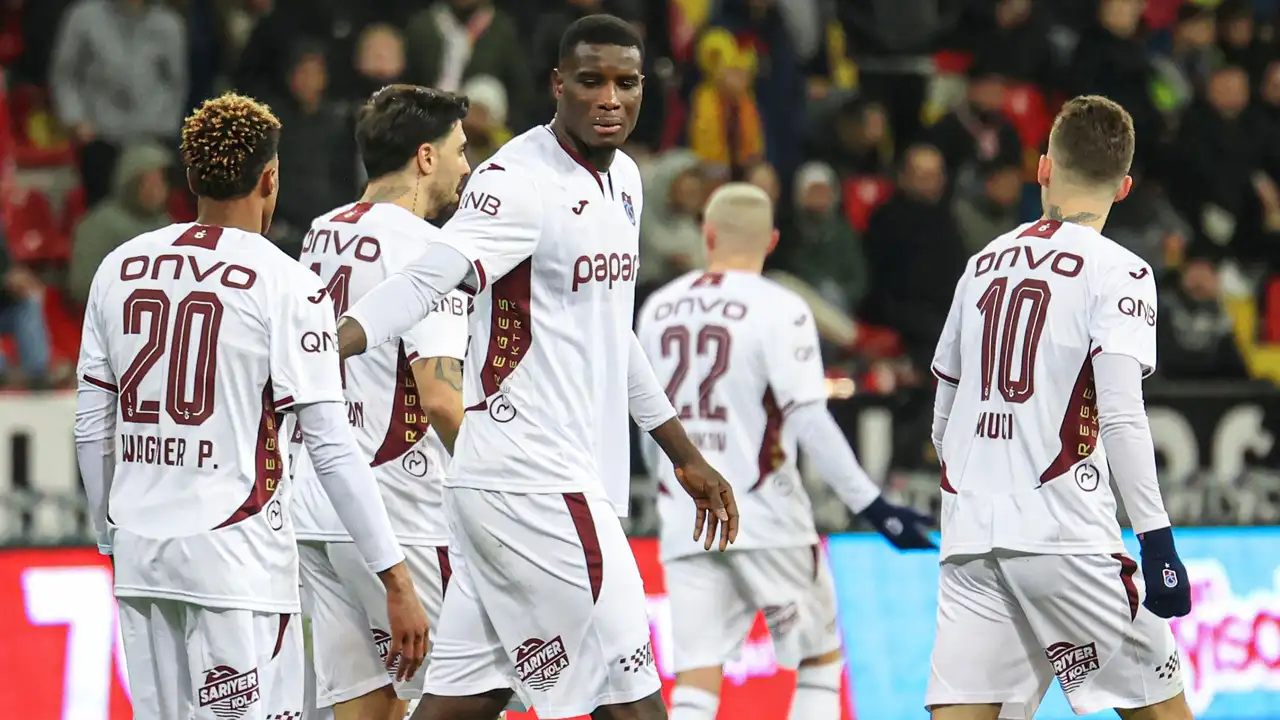 Burak Yılmaz rekorunu egale etti: Trabzonspor tarihine geçti