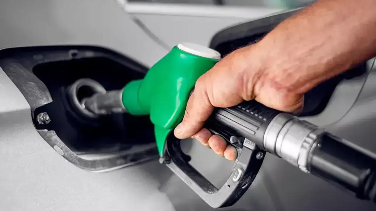 Benzine zam geldi! Trabzon’da yeni fiyat belli oldu