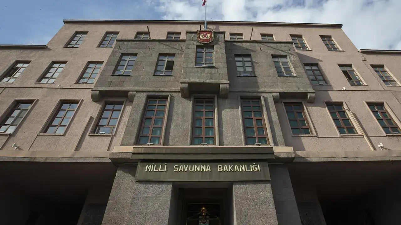 MSB: İran'dan ateşlenen  bir füze daha etkisiz hala getirildi