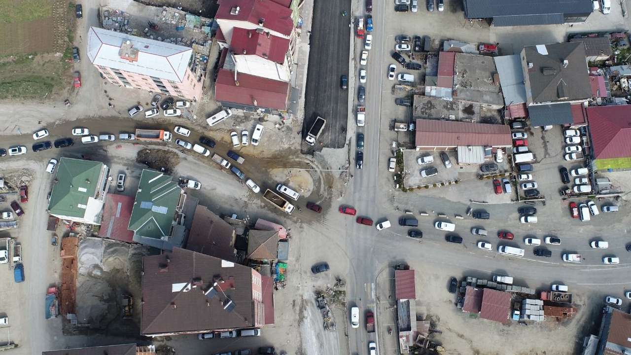 Başkan Ekim Pulathane Bulvarı–Osmanbaba Kavşağı bağlantı yolu çalışmasını yerinde inceledi