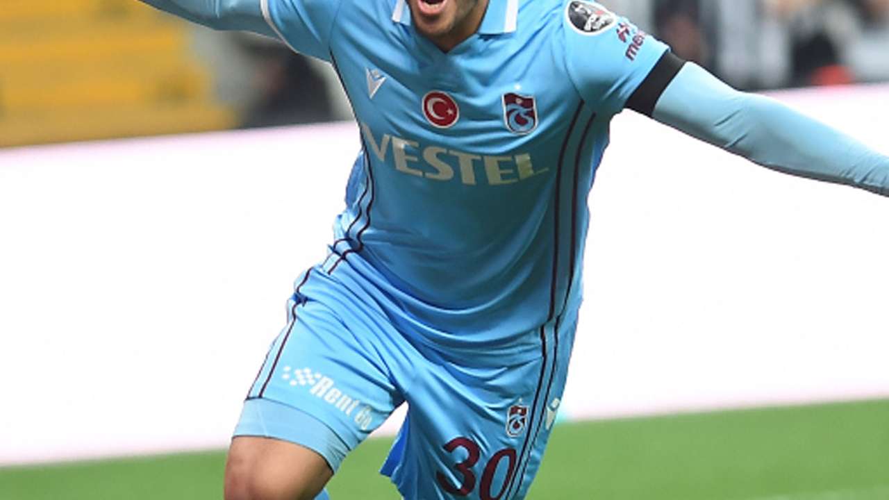 Trabzonspor’un eski futbolcusu ülkesinde gündem oldu! VAR kararı sonrası şok