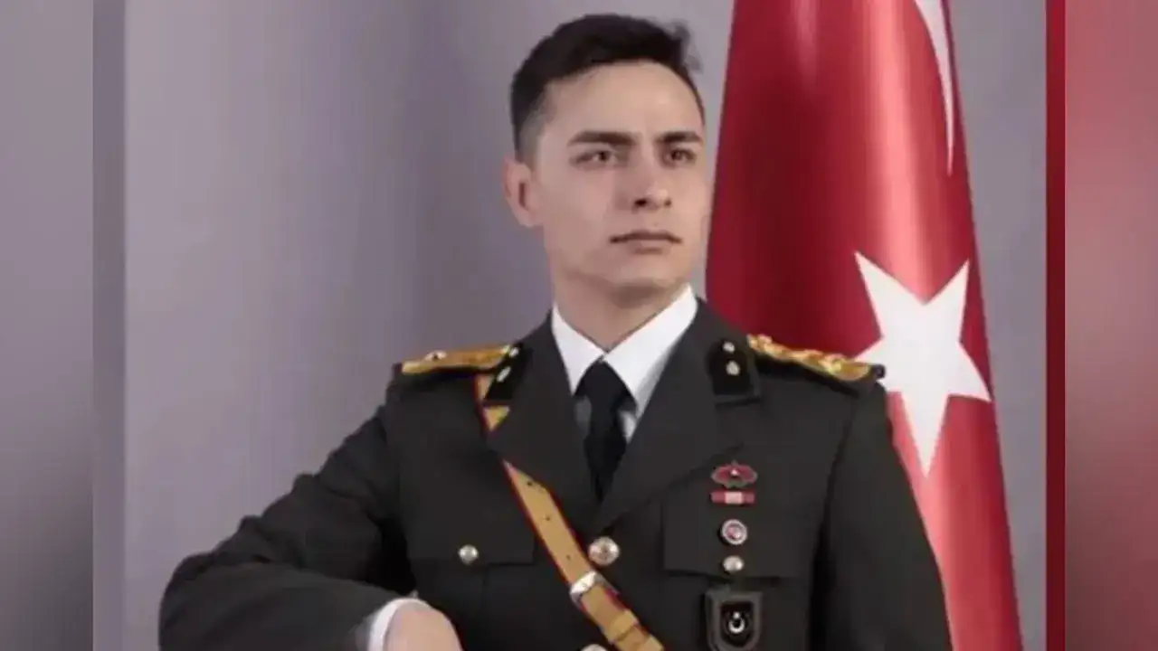 Mahkeme, ihraç kararını iptal etmişti: Teğmen Deniz Demirtaş, göreve başladı