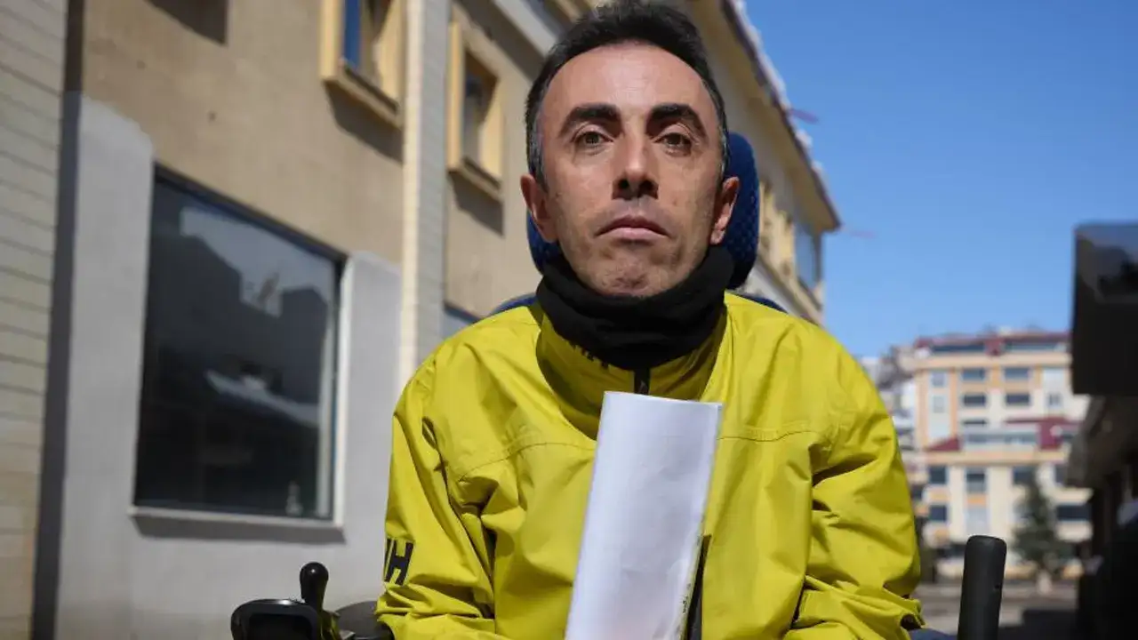 Akülü sandalyesiyle geçerken çarpıldı! Mahkeme kararı tartışma yarattı