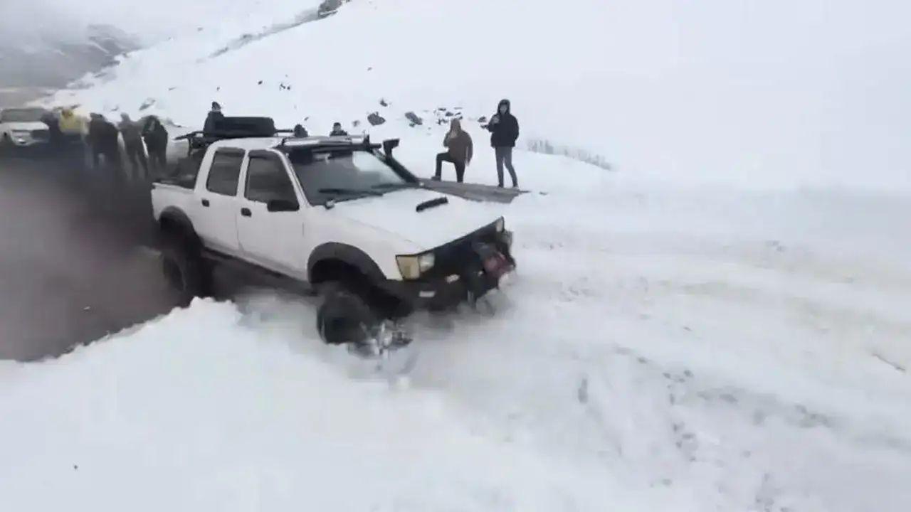 Trabzon’a çığ düştü: Yardıma ilk onlar koştu
