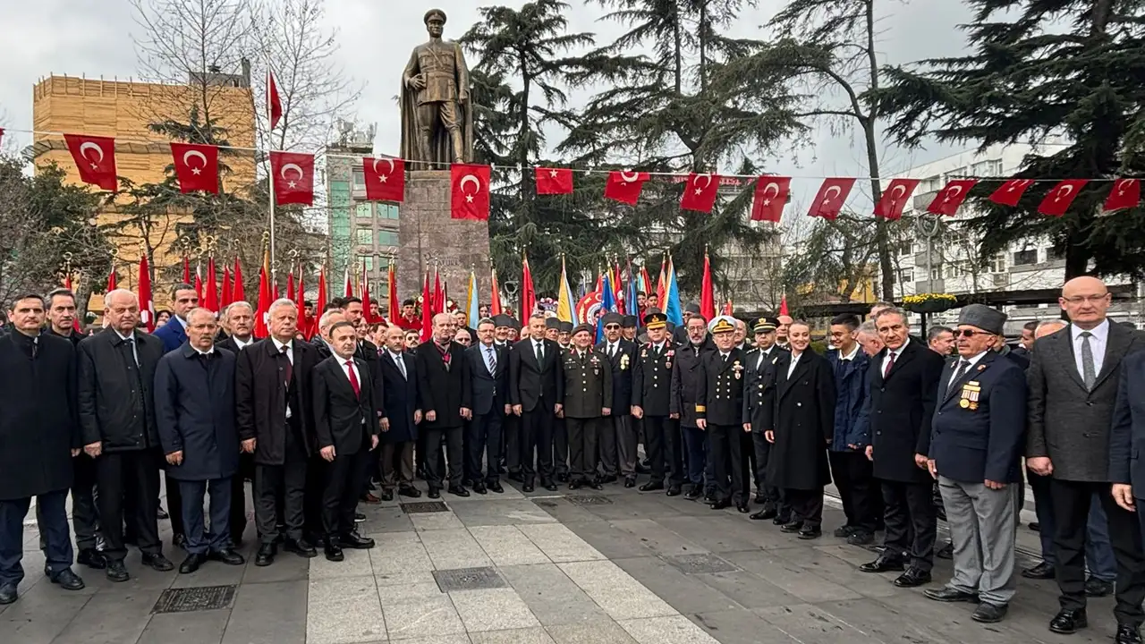 Trabzon’da 18 Mart Çanakkale Zaferi anma töreni: Meydan Parkı’nda çelenk sunuldu