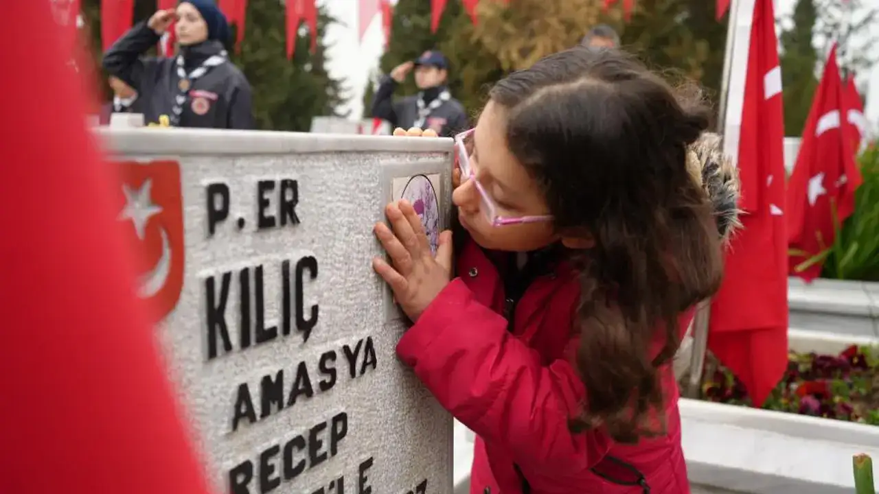 Samsun’da 8 yaşındaki Elif’ten şehit dayısına yürek burkan vefa