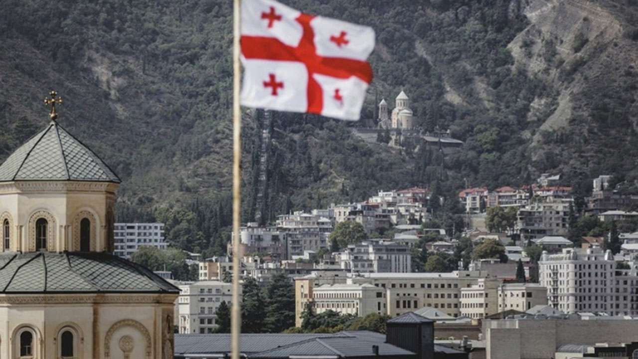 Gürcistan’da milli yas ilan edildi, bayraklar yarıya indirilecek