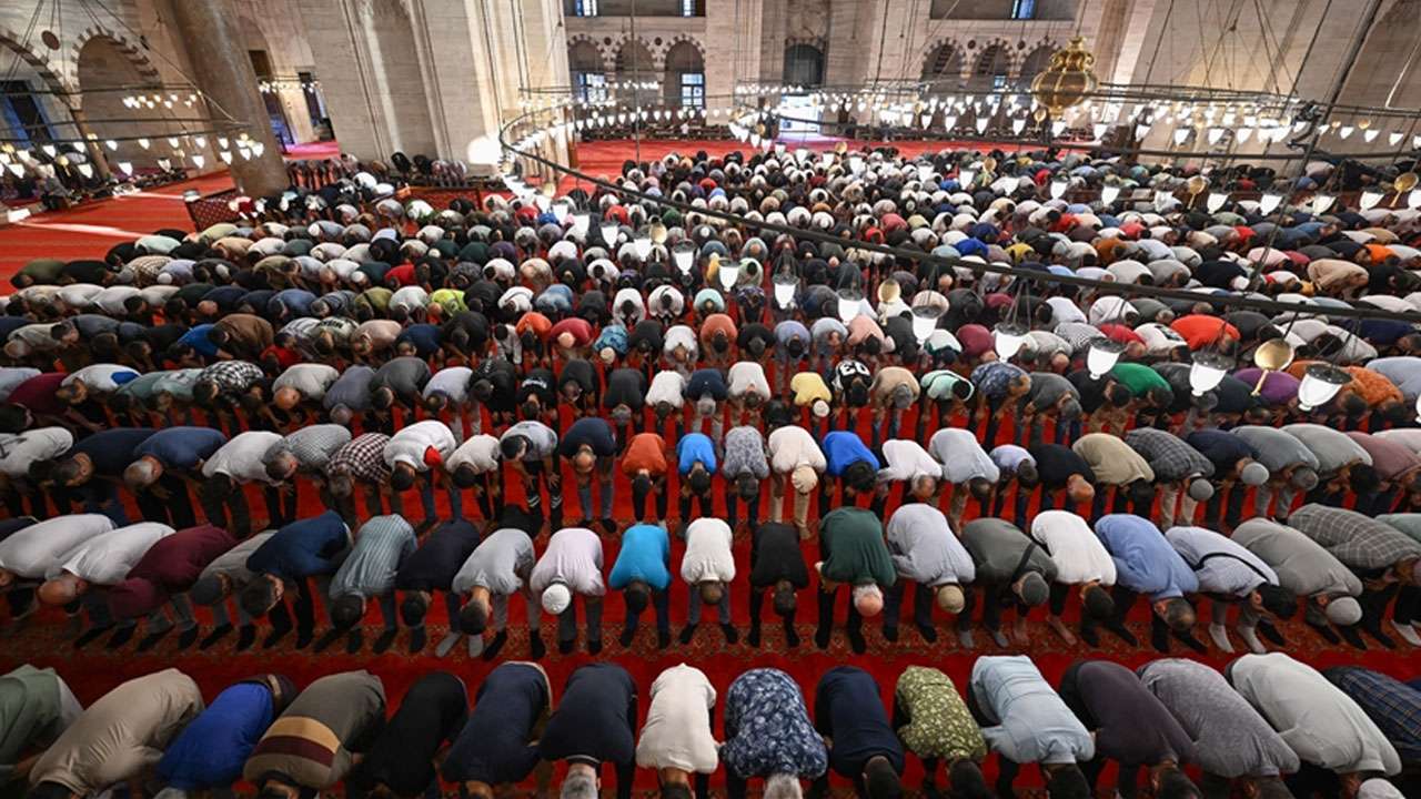 Trabzon’da Ramazan Bayramı Namazı saati kaçta kılınacak? 2026