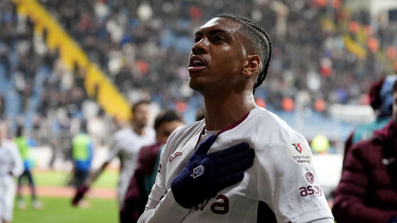 Trabzonspor’da Augusto’dan kritik performans! Yeni imajıyla damga vurdu