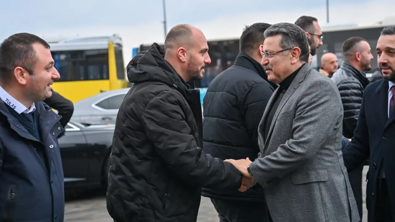 Başkan Genç, TULAŞ Personeliyle bayramlaştı: Vatandaşı davet etti