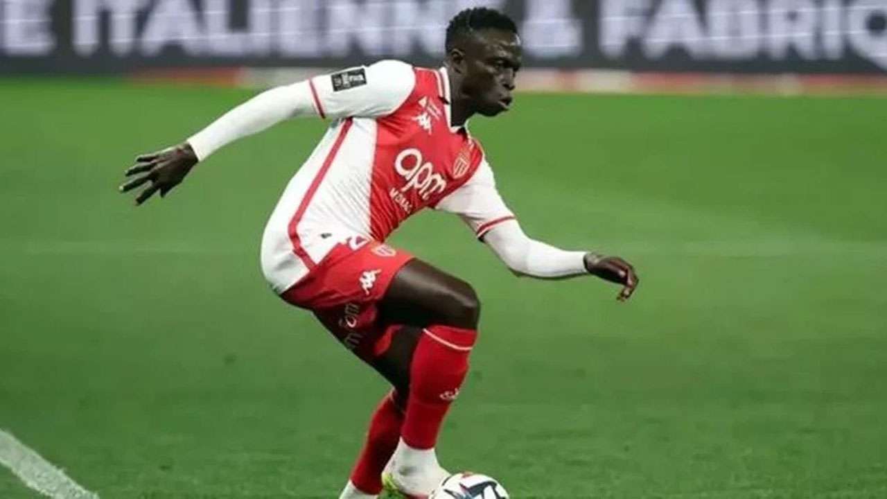 Trabzonspor'da bomba transfer iddiası! Fransızlar duyurdu