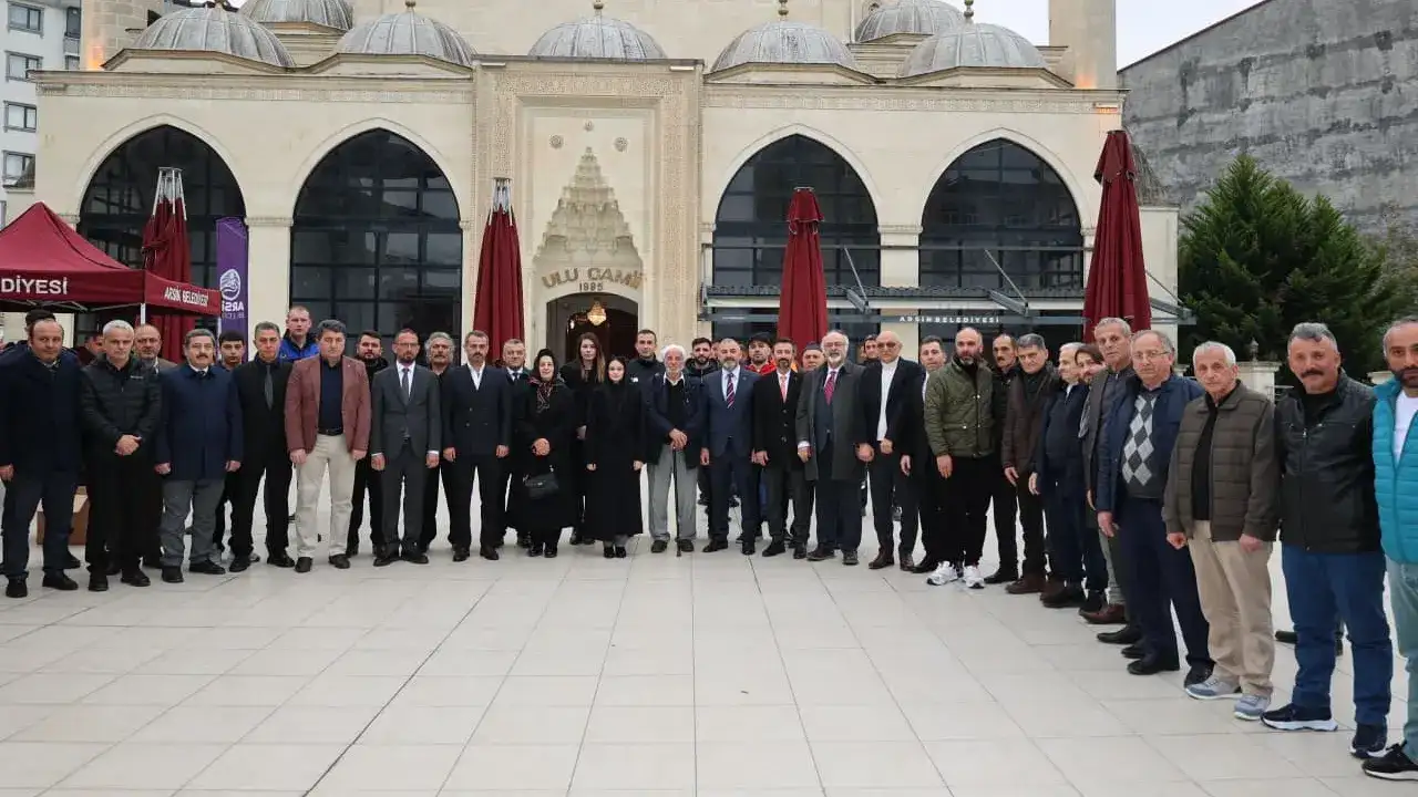 Arsin’de bayram sabahı aynı sofrada buluşma