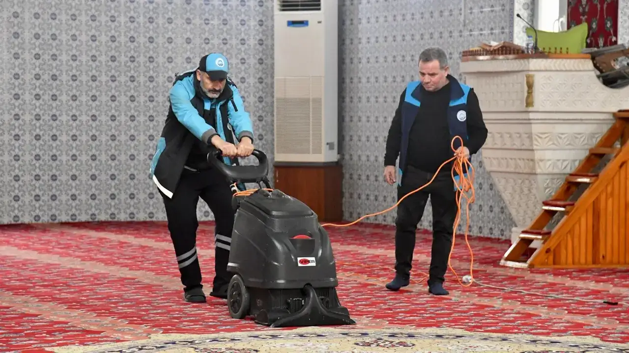 Ortahisar’da 240 camide Ramazan ve bayram temizliği