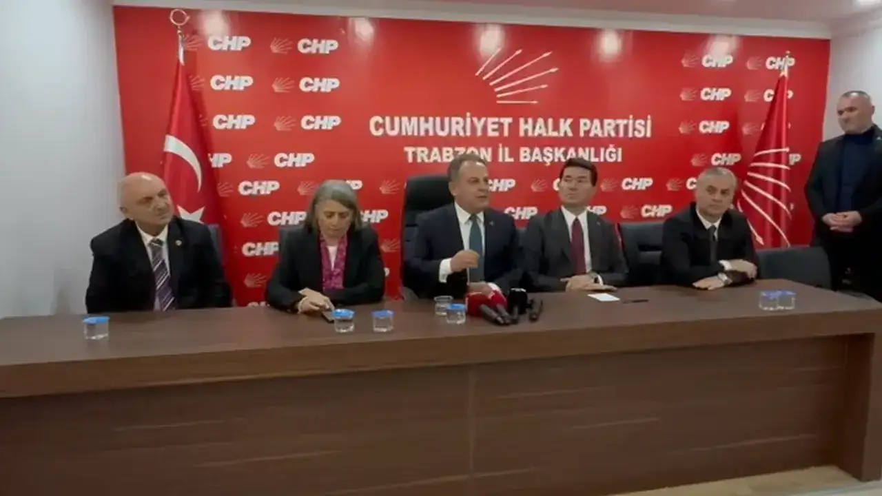 CHP Trabzon İl Başkanlığı'nda bayramlaşma töreni! " Kazanan biz olacağız"