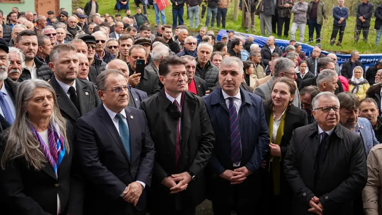 Ahmet Kaya’dan İmamoğlu'nun Köyü’nde mesaj: “Milyonlarca Ekrem İmamoğlu var”