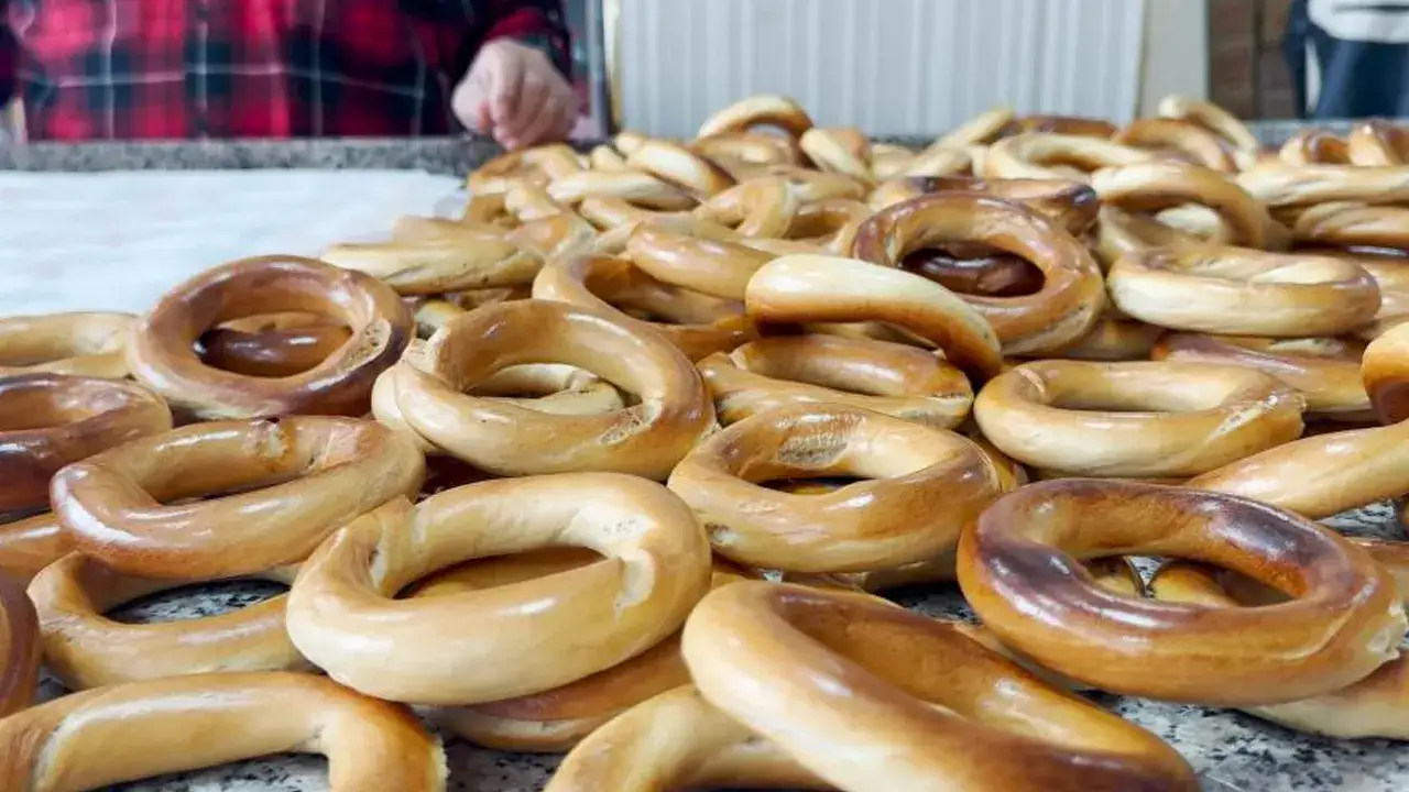 Cumhurbaşkanı Erdoğan’ın ikramı gündem oldu! Rize simidine ilgi arttı