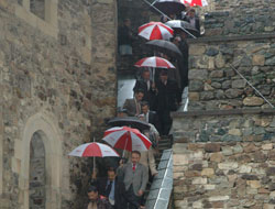 Araplardan Sümela çıkarması