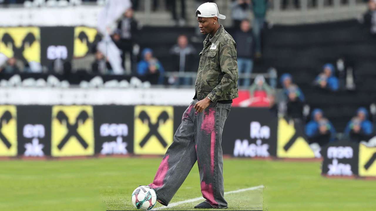 Trabzonspor’un yeni transferi Nwaiwu’dan eski takımına vefa ziyareti