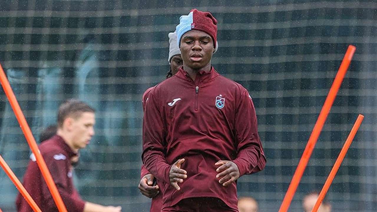 Canlı yayında Trabzonsporlu oyuncu hakkında flaş açıklama: “Trabzonspor o özelliği için milyon eurolar verdi”