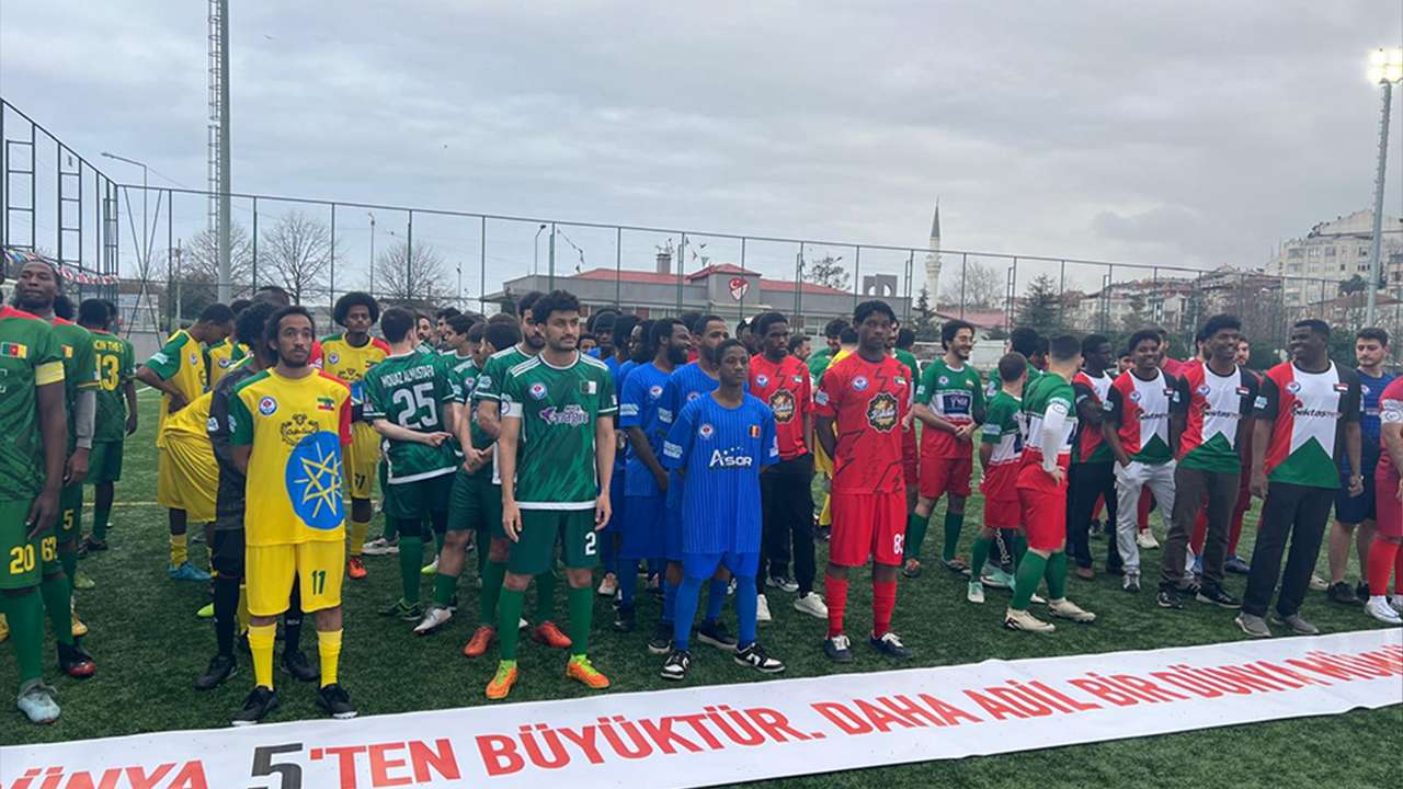 Trabzon’da Uluslararası Futbol Turnuvası Başladı: 16 ülkeden 192 sporcu katıldı