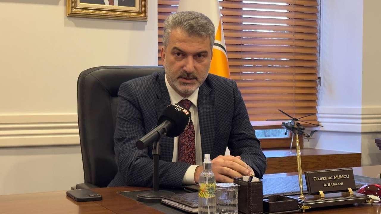 AK Parti Trabzon İl Başkanı Mumcu’dan Akçaabat’taki pankart tartışmasına yanıt