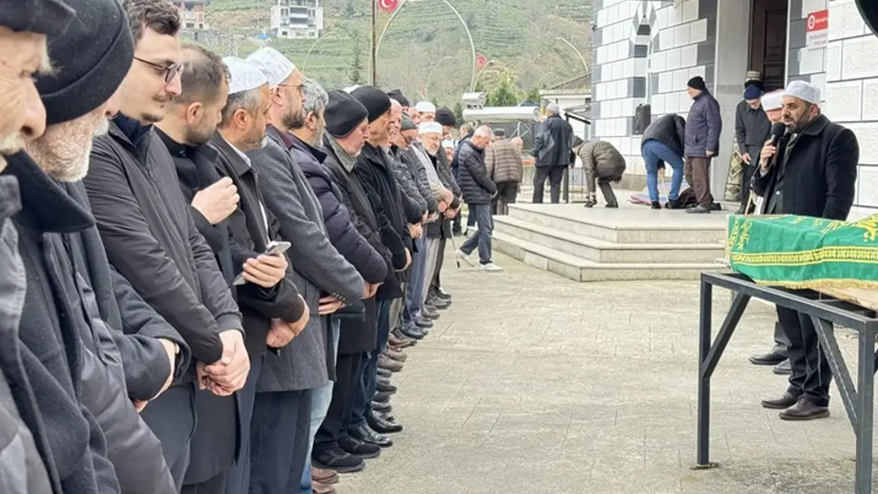 Rize'de peş peşe gelen acı: 20 saat arayla hayatlarını kaybettiler