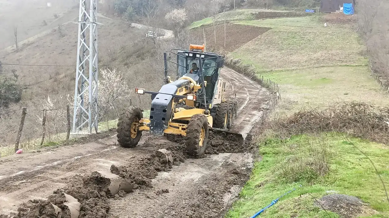 Trabzon’da ulaşımda büyük dönüşüm: 18 ilçede yoğun çalışma