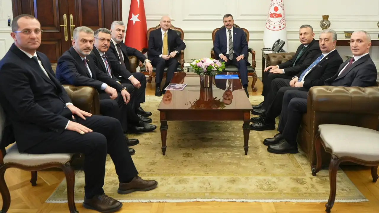 Trabzon heyeti Ankara’da: Bakanlara hayırlı olsun ziyareti