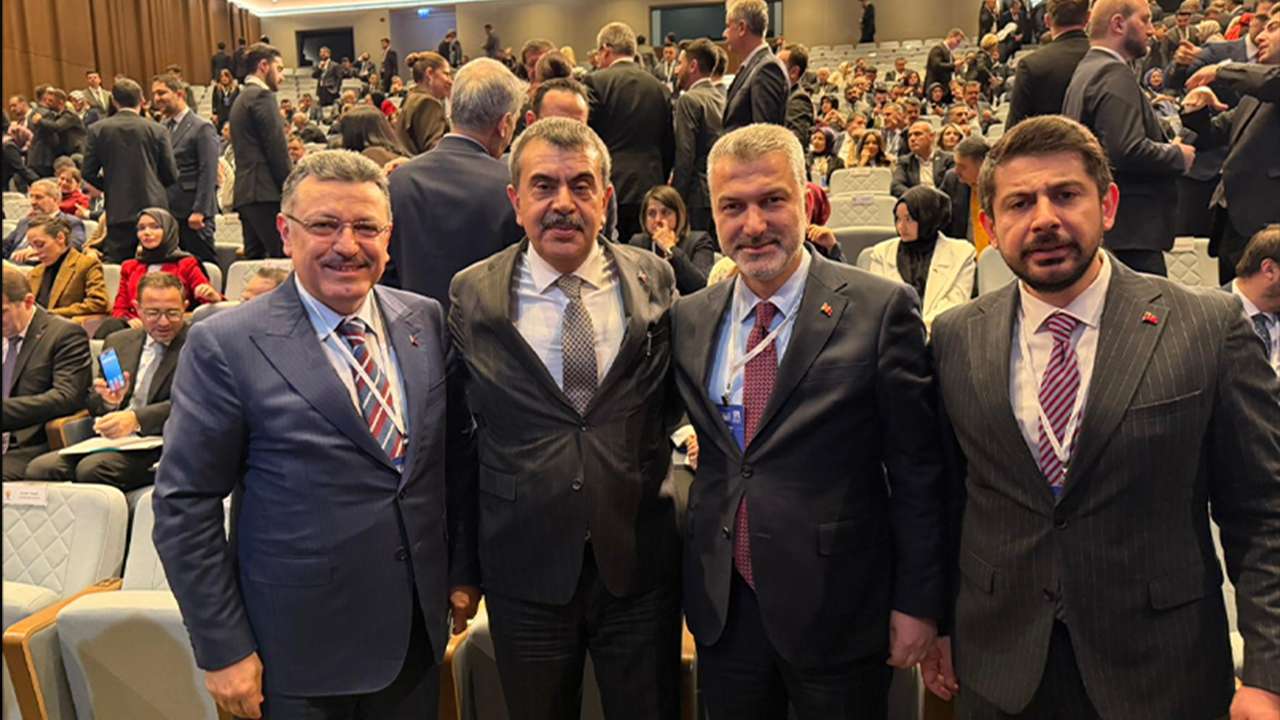 Başkan Genç, AK Parti Trabzon teşkilatını tebrik etti