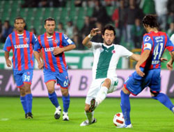 Bursaspor yine puan kaybetti