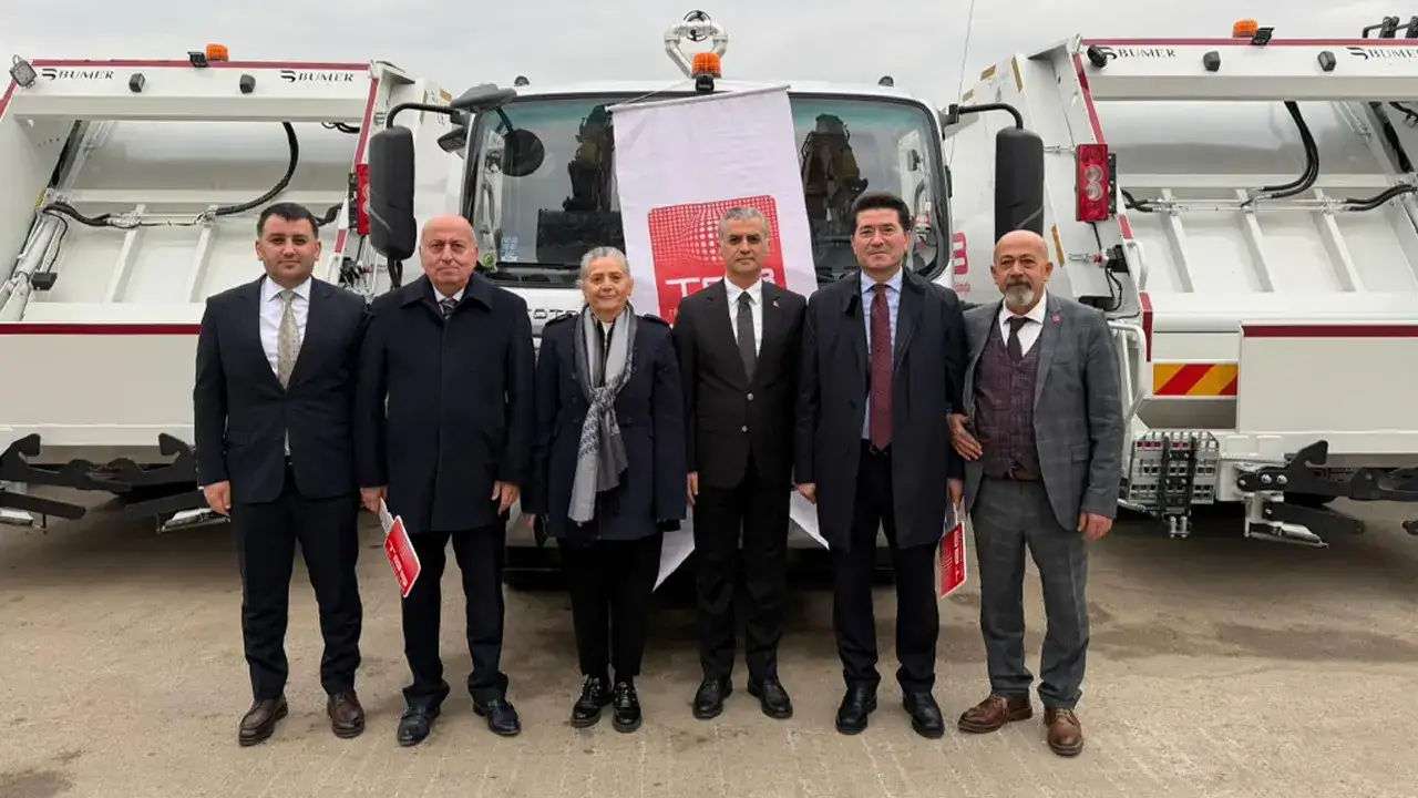Ortahisar Belediyesi’ne iş makinası desteği: “Çalışmalarımızı sürdürüyoruz”