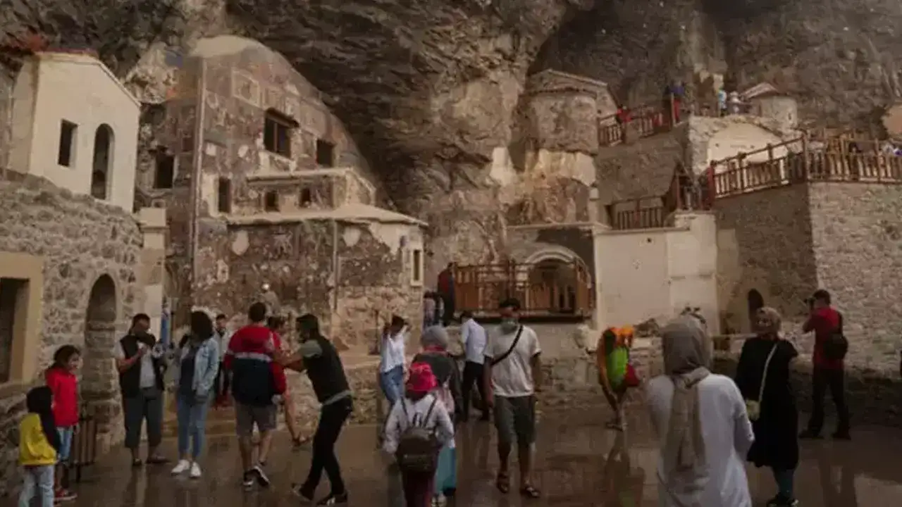 Trabzon’da turizm için kritik açıklama: “Sektör kan kaybediyor”