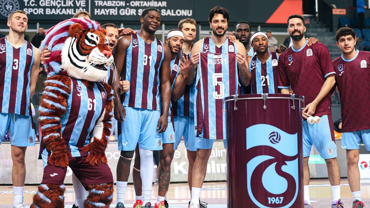Trabzonspor’da kadrolar belli oldu! Tek hedef galibiyet! Canlı anlatım Haber61’de
