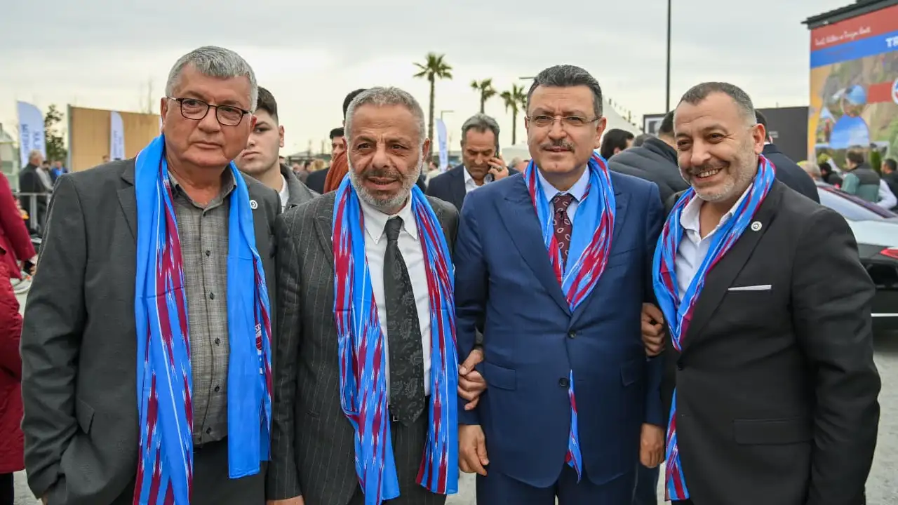 İstanbul’da Trabzon rüzgarı: Başkan Genç’e büyük ilgi