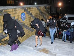 'Fuhuşa değil gezmeye geldik'