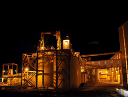 Yerin altından sığınak çıktı