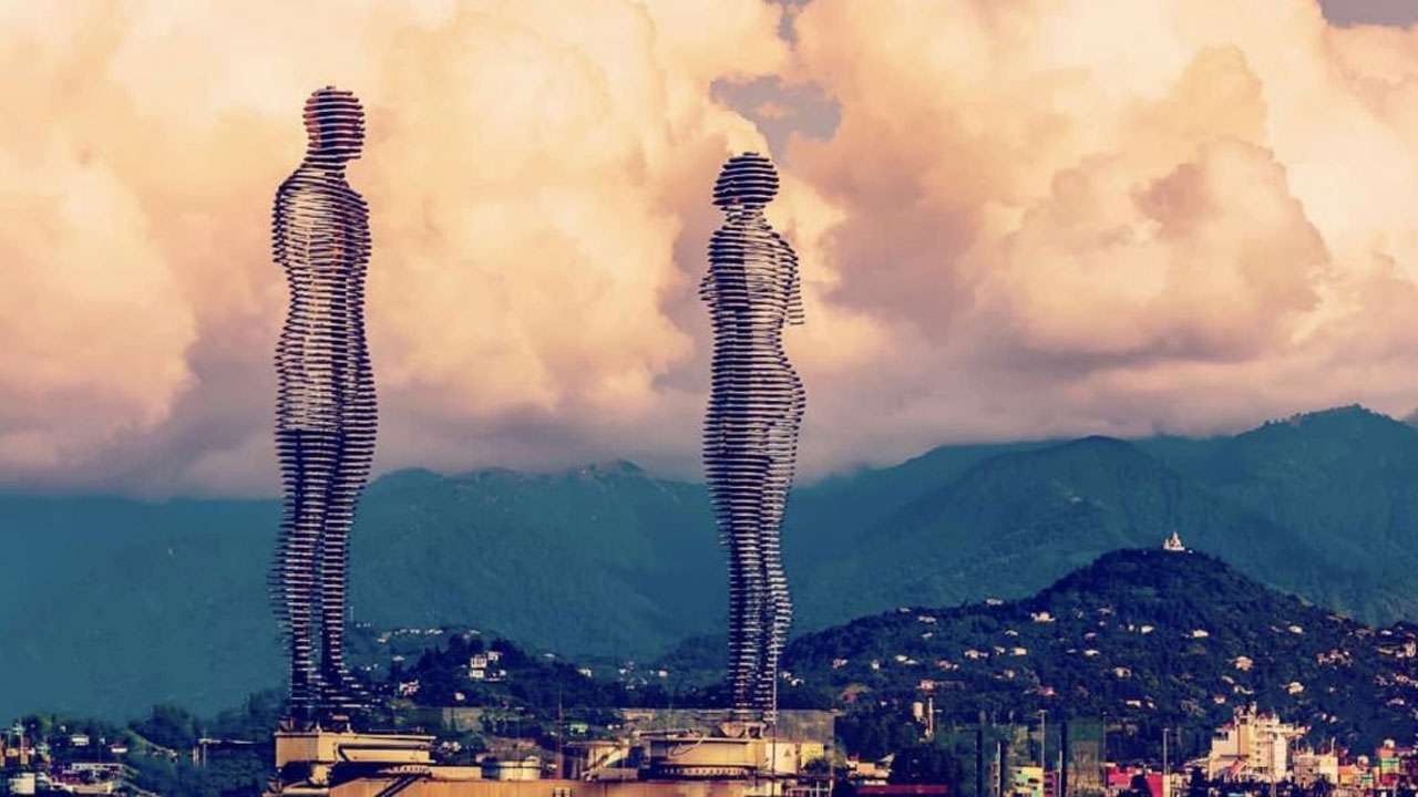 Gürcistan’da 3 mesleğe yasak: Türk turizmini derinden etkileyecek