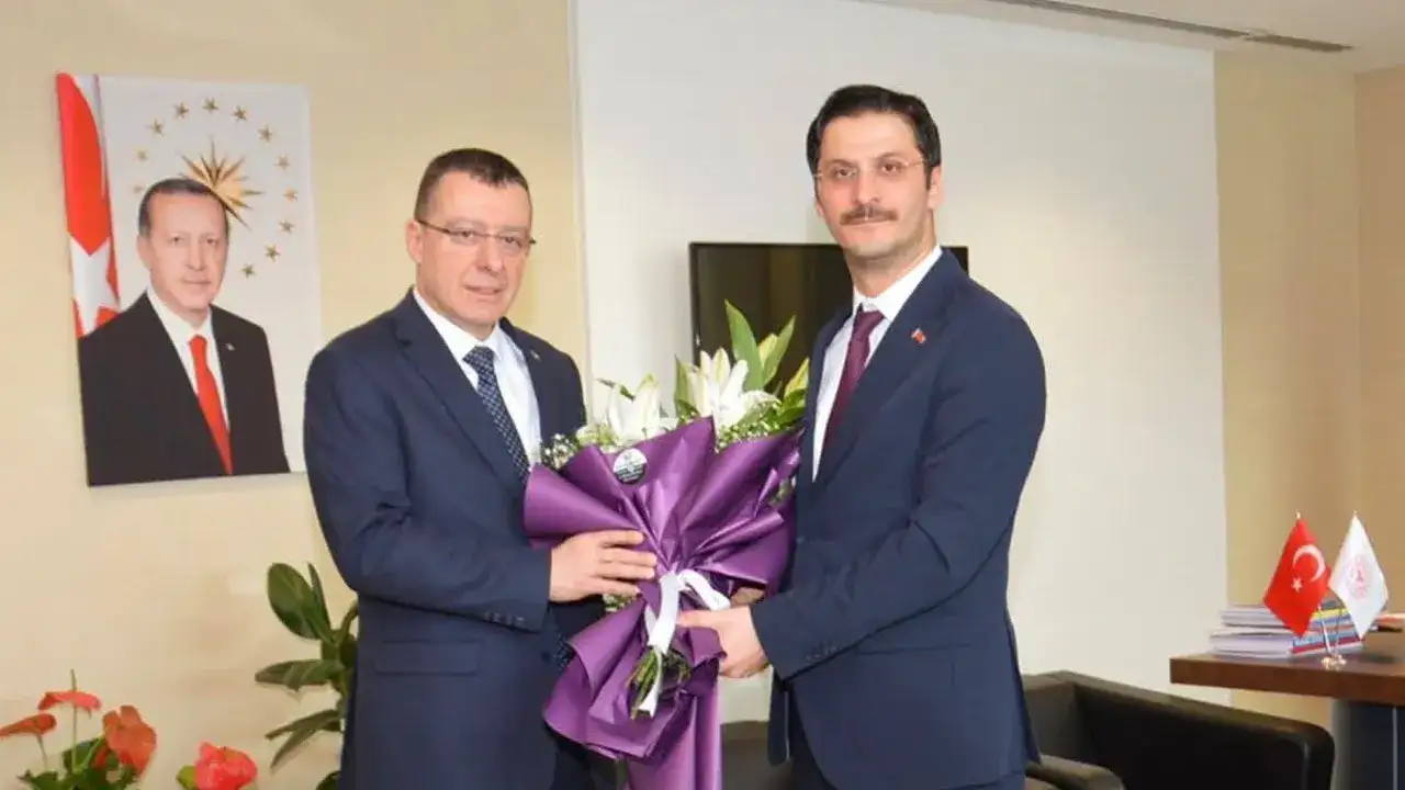 Sağlık Bakanlığı’nda görev değişimi: Hakan Usta görevini devretti