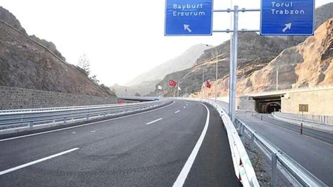 Trabzon-Gümüşhane yolunda 4 tünelde bakım: Trafik kontrollü
