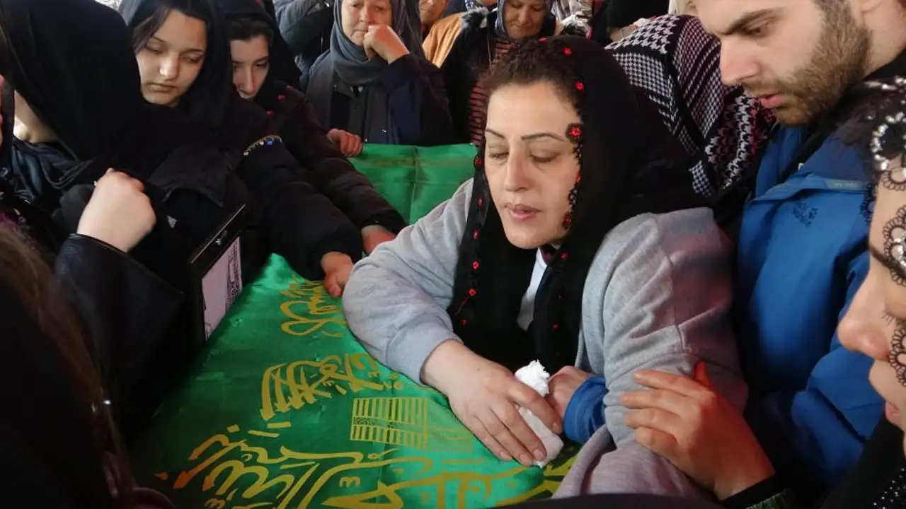 Giresun’da organları bağışlanan Tuana Torun son yolculuğuna uğurlandı