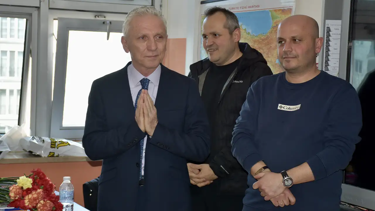 Ordu’da 46 yıl görev yapan öğretmene duygusal veda